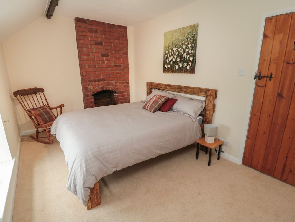 Maple Tree Cottage