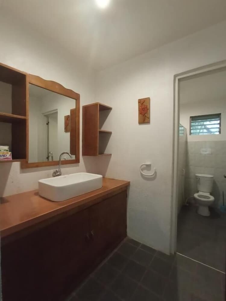 Toris Backpackers Paradise
