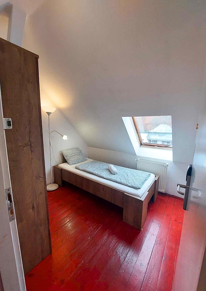 BlackSheep Budapest Smart Rooms view 5