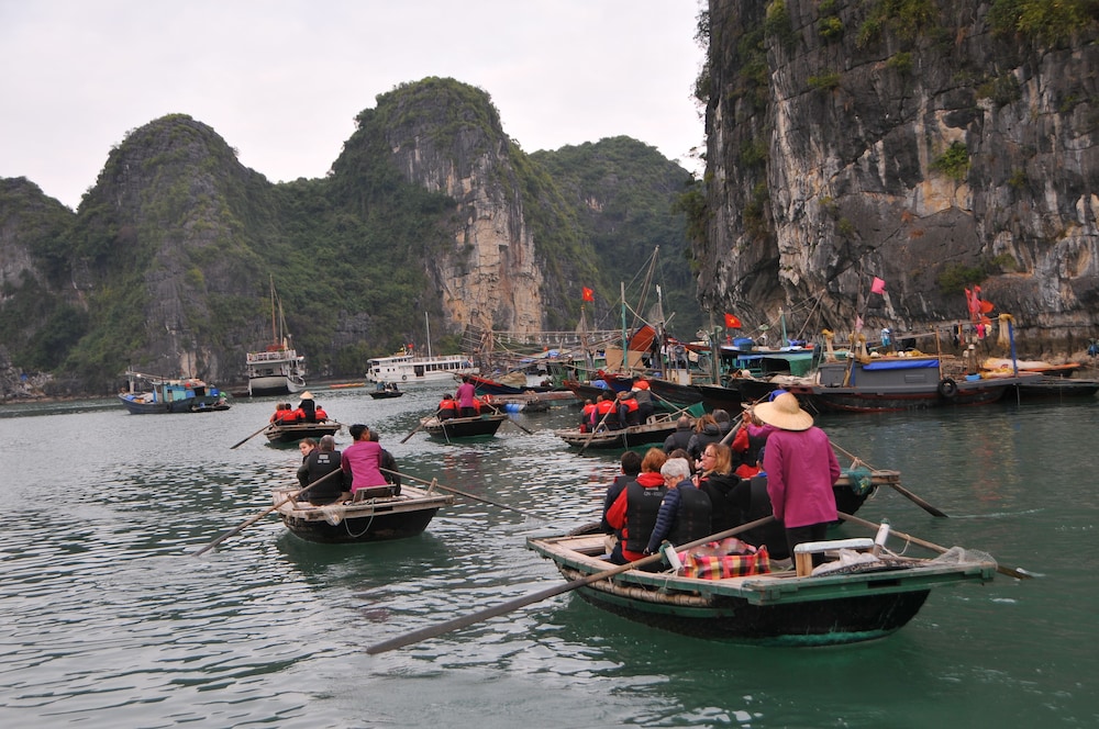 Emperor Cruises Legacy Halong