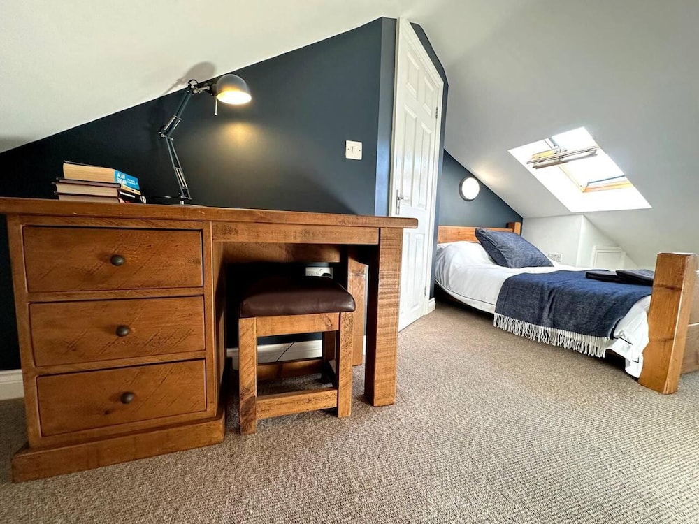 Cosy and Quirky House in the Heart of Bakewell view 2
