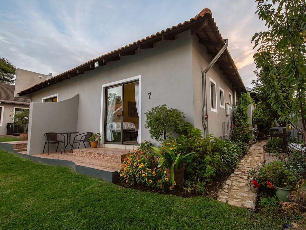 Angelica Guest House