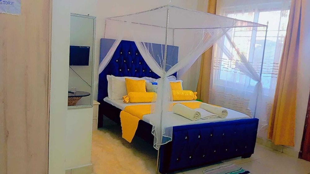 Lux Suites Rosavosa Apartments Bamburi