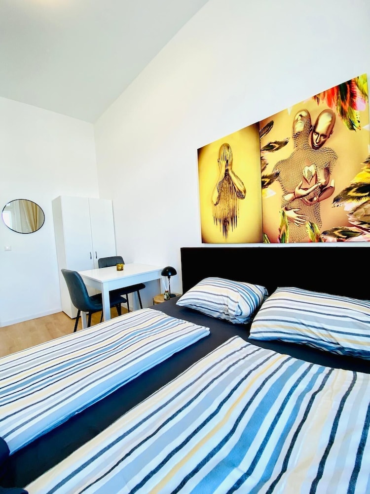 Stylish 5BR 7min to Westbahnhof
