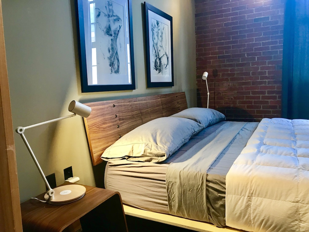 The Hangar Lofts Hotel view 4