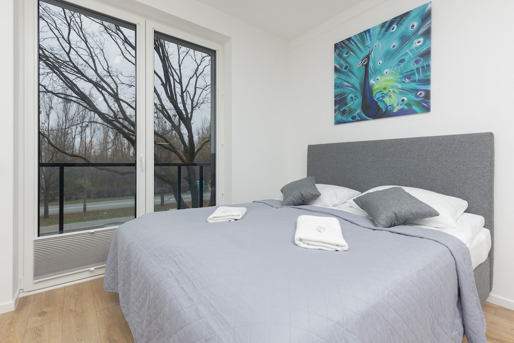 Nocznickiego Studios, Balcony by Renters view 5