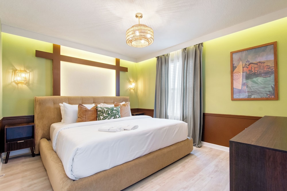 15993CCL Windsor Cay Resort