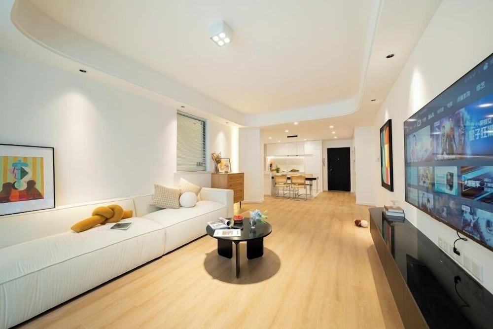 Book and Bed - Xujiahui
