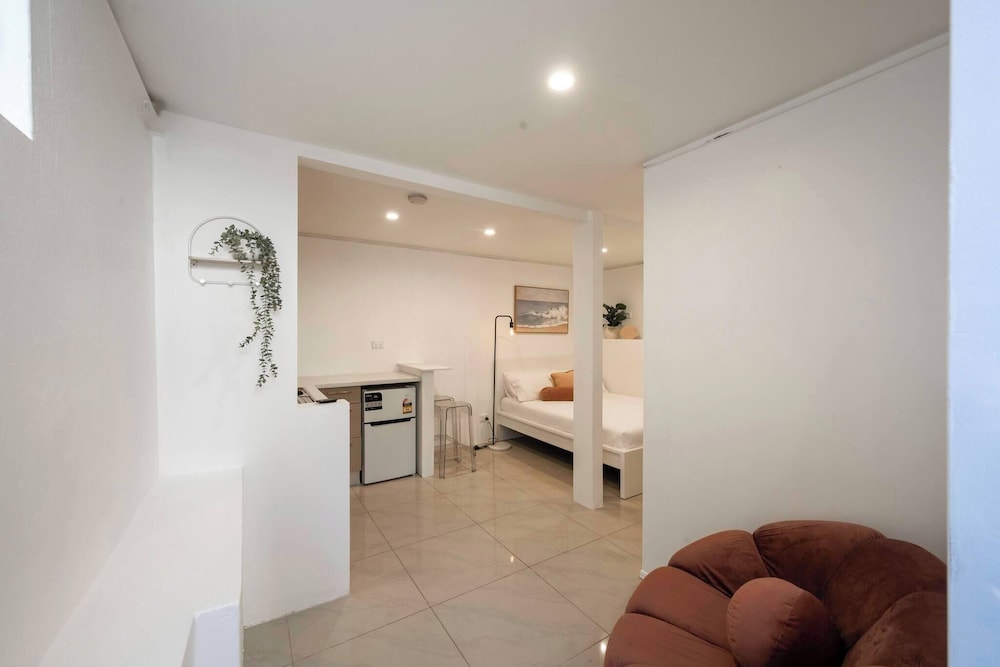 Cozy Bondi Studio Retreat