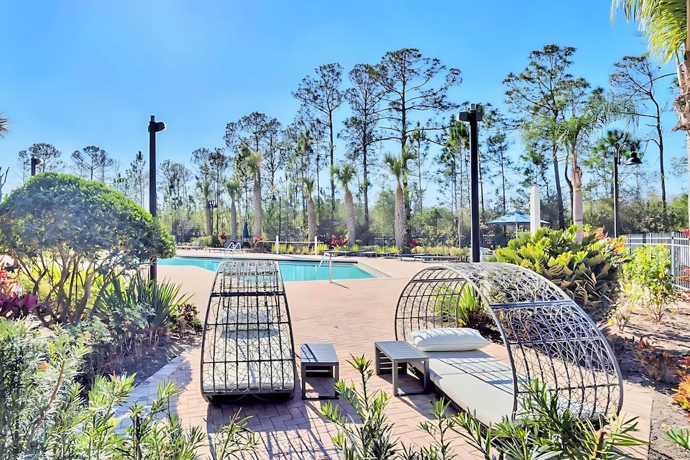Upstay Family-friendly Condo w Pool Near Disney