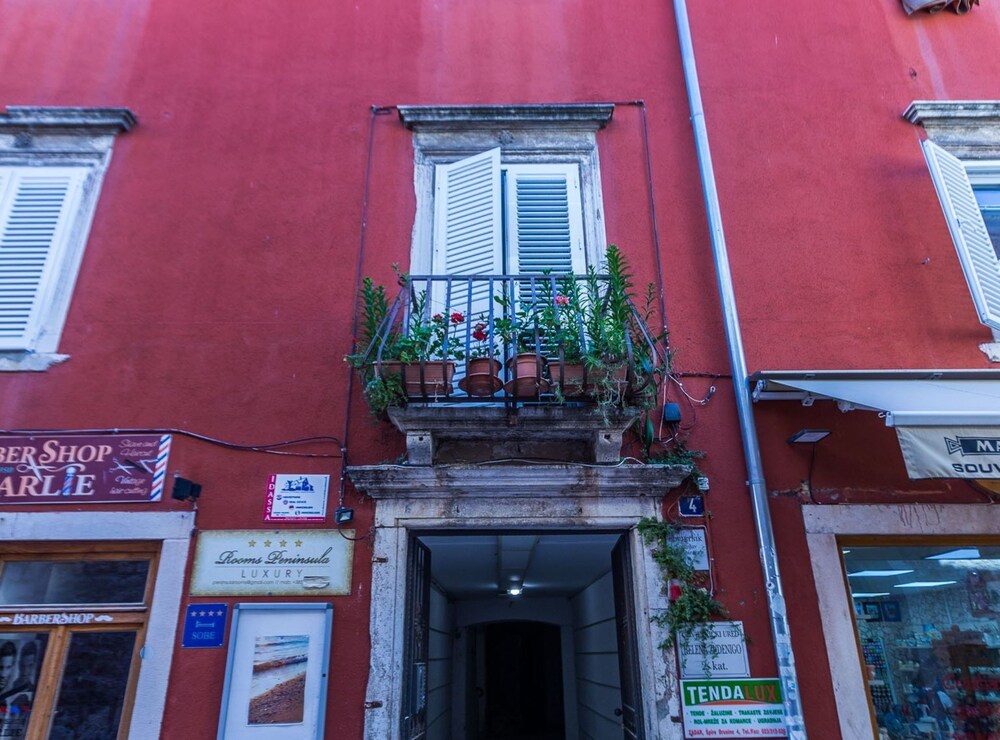 Authentic Stay in the Heart of Zadars Old Town