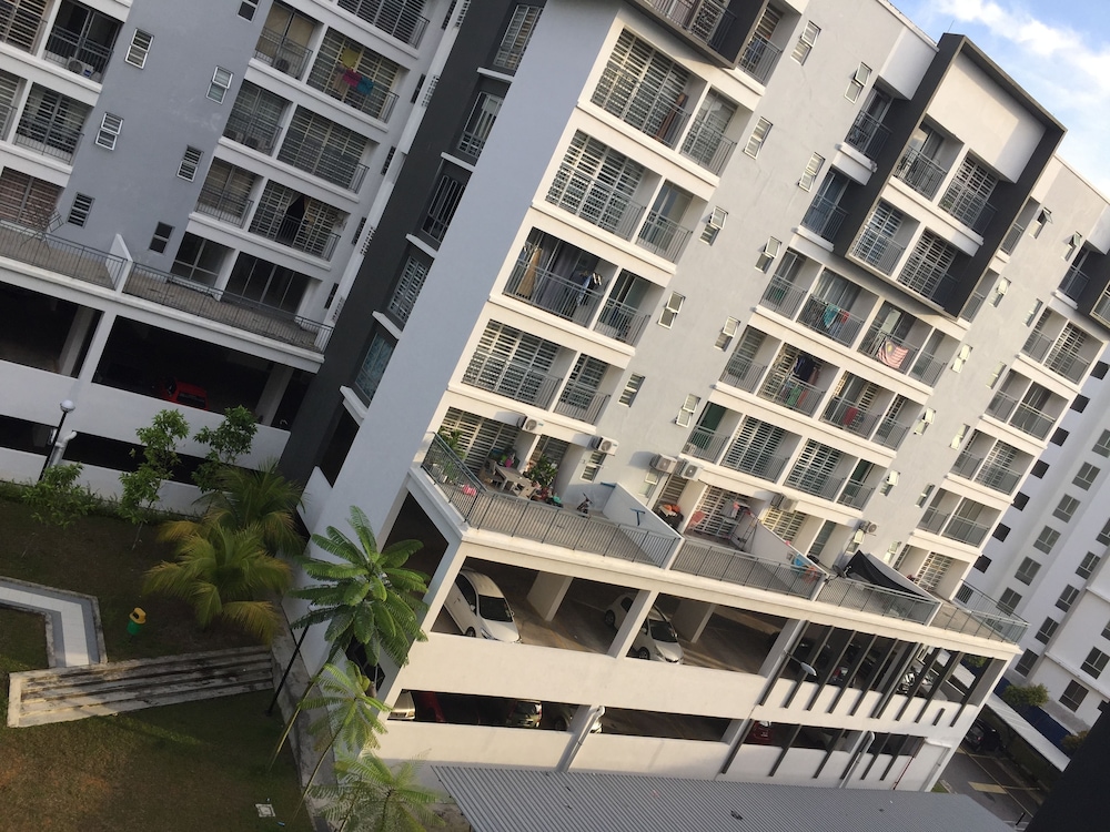 Little Tree Homestay at Bangi Putrajaya photo 1