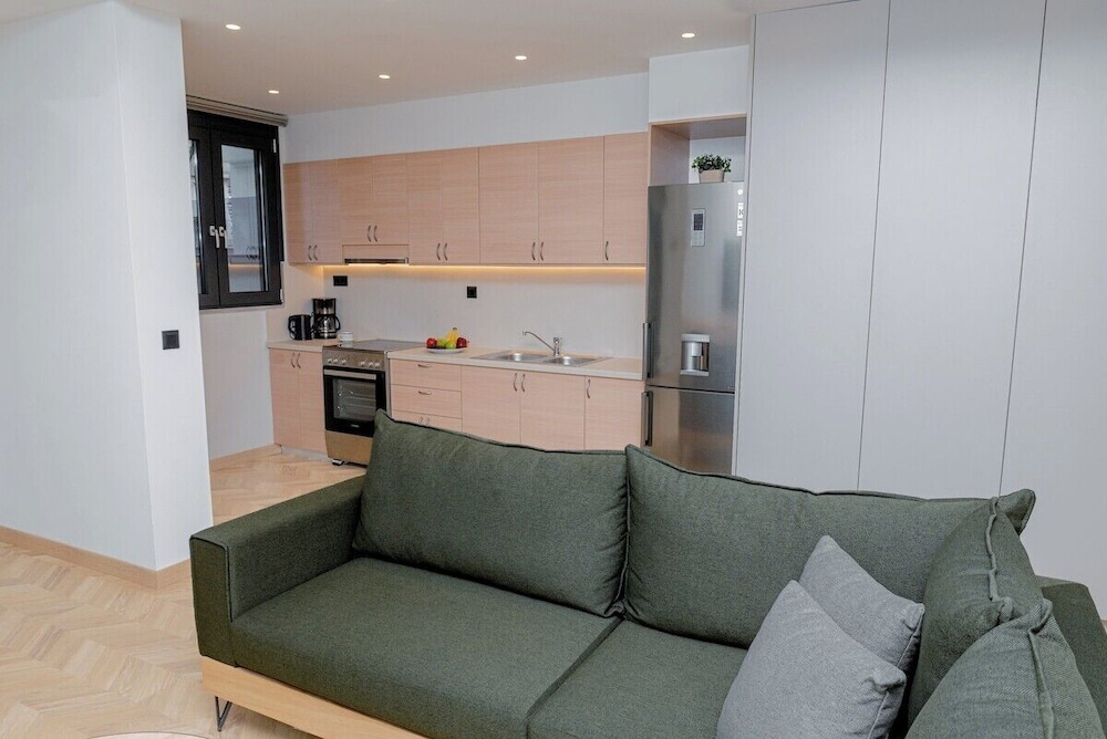 G B Urban Spa by Cretanhouses
