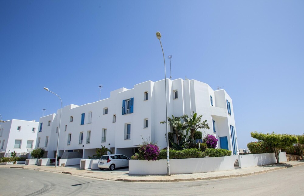 Villa Infinite Aretousa