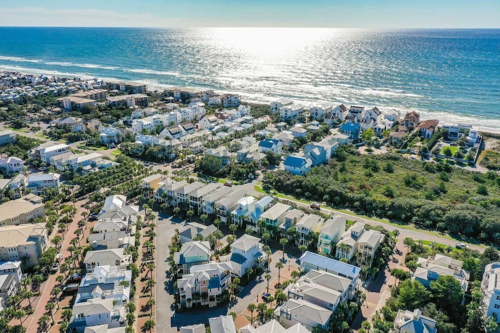 Southern Shores by Avantstay Seacrest Beach Resort Pool