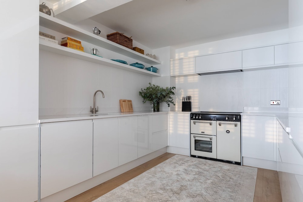 Canning Place Mews by Onefinestay