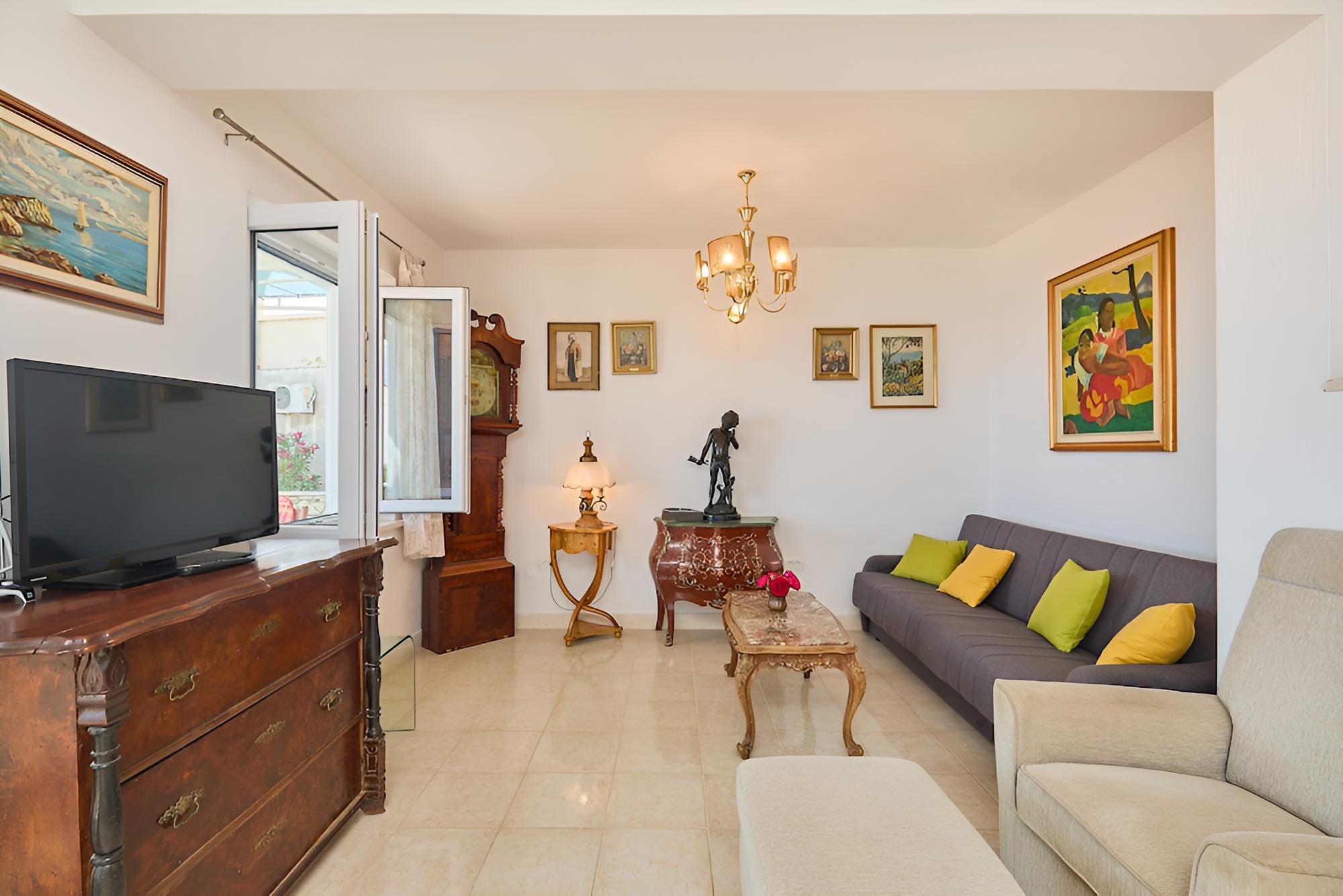 Lily's Home view 5