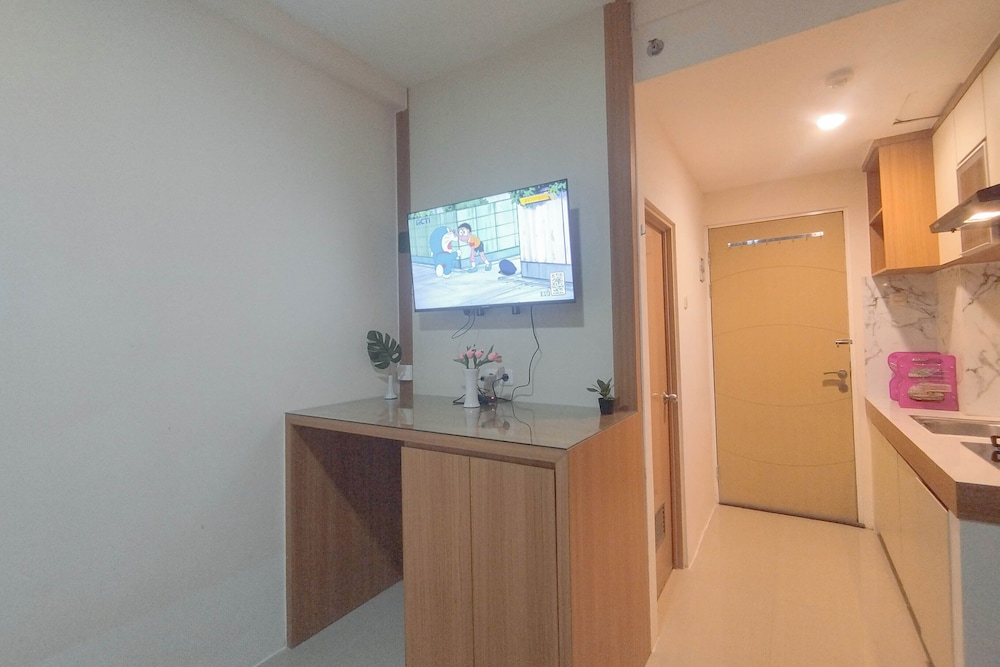 Modern Look Studio Near Iph School At Bale Hinggil Apartment