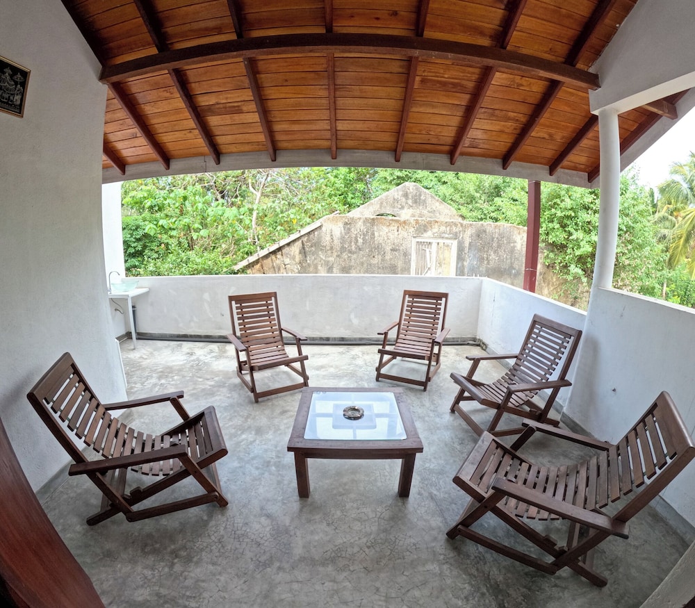 Surf Bay Villa