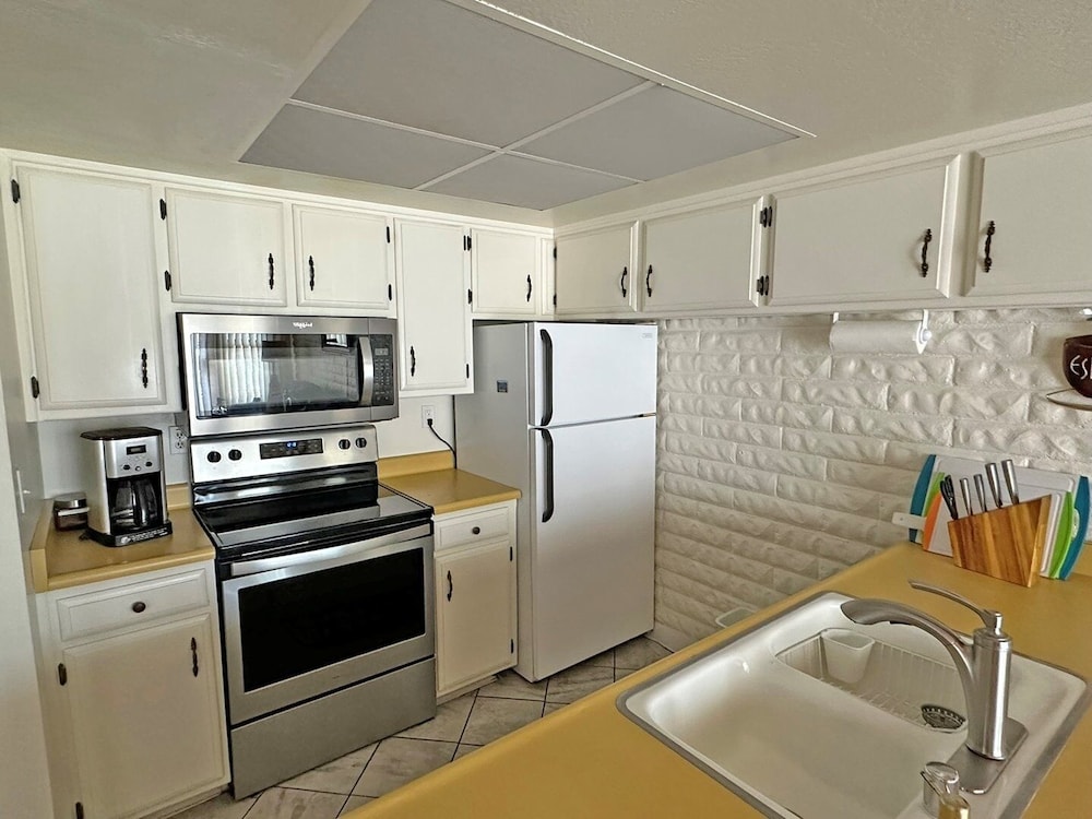 439 Ala Wai, 119 3 Bedroom Condo