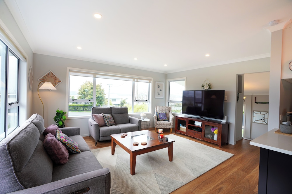 Kiwi Retreat By Aotearoa Escapes