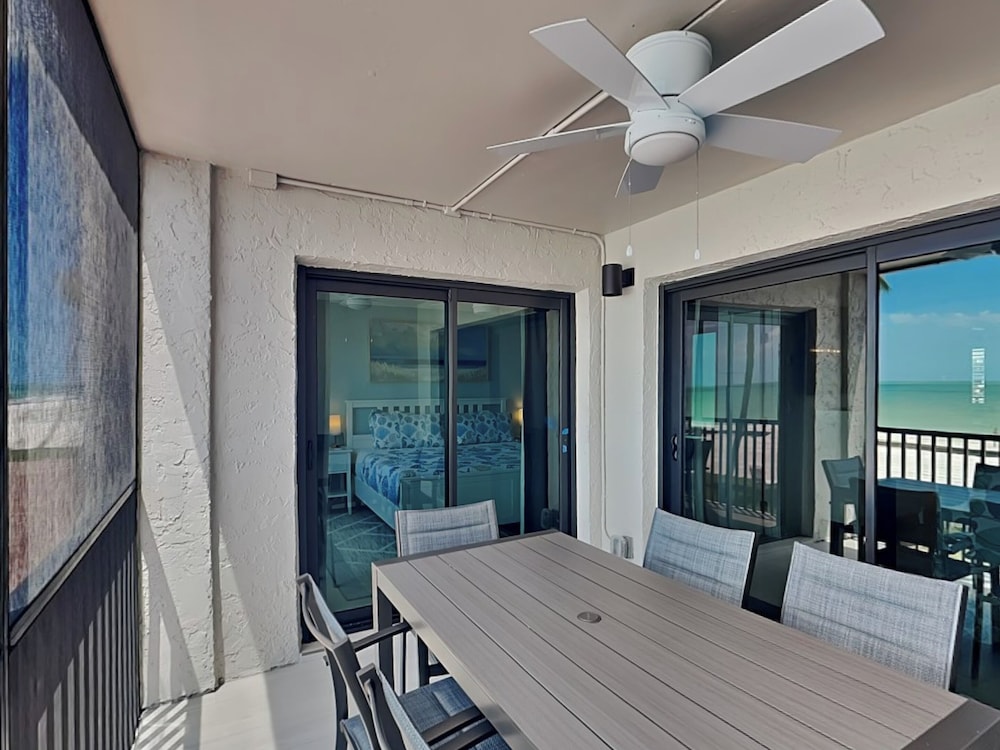 Seaside 1 by Distinctive Beach Rentals