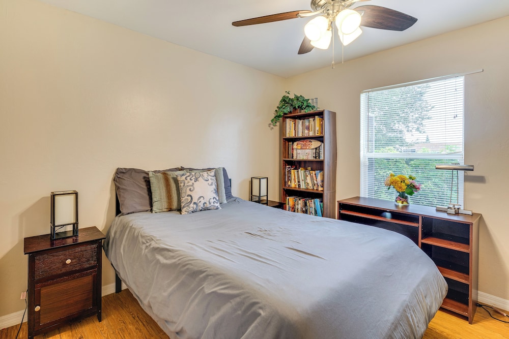 Family Home w/ Pet-friendly Yard in Fort Myers!