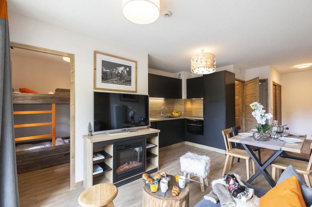 Apartment in Les Deux Alpes Near Ski Slopes