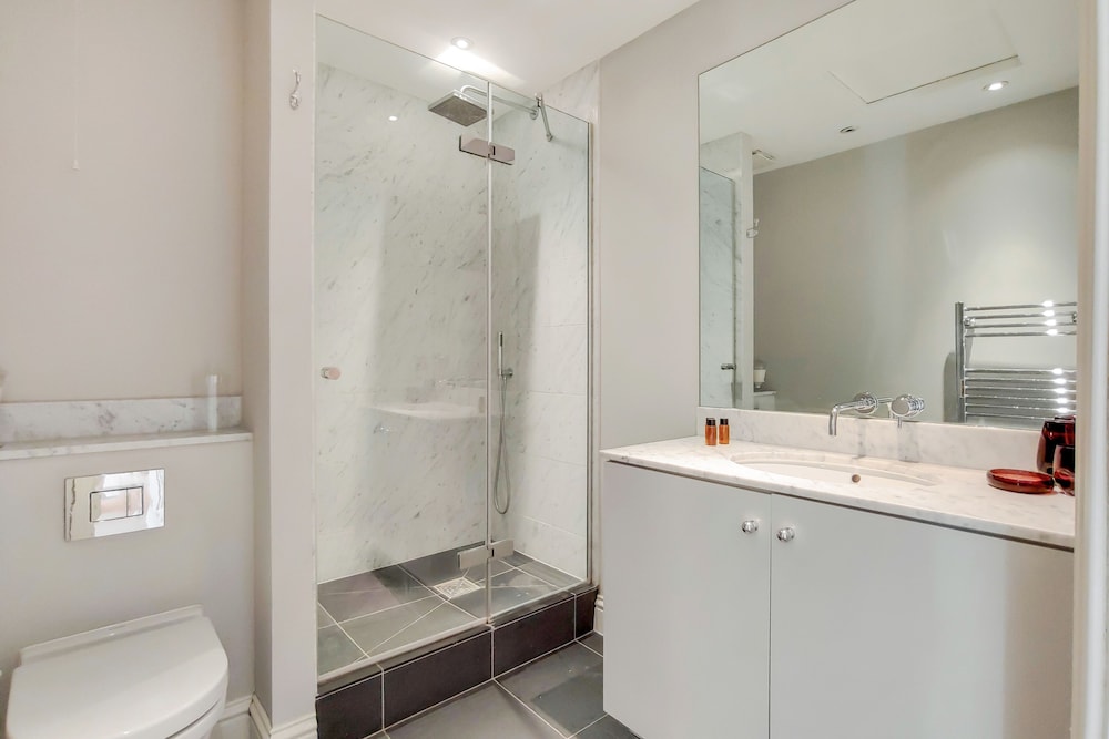 The Knightsbridge Residences
