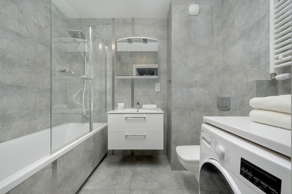Apartment Near the River by Renters