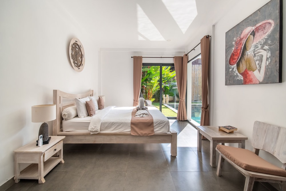 Villa Wiana by Villa Finder