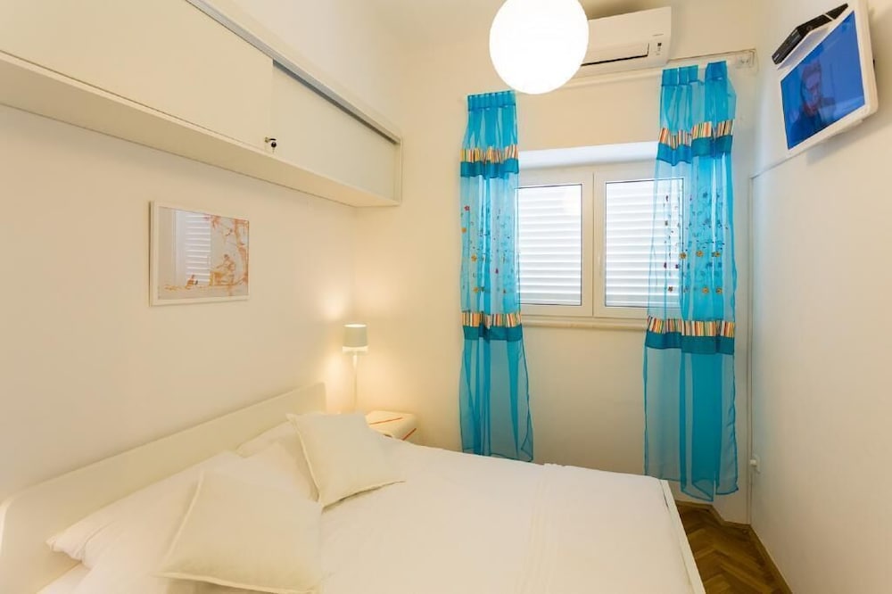 Ploce Apartmani - Natasha
