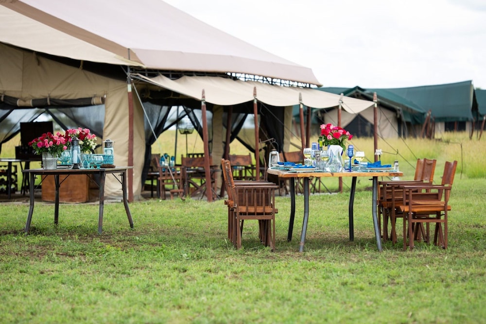 Pumzika Luxury Safari Camp - East Africa Camps