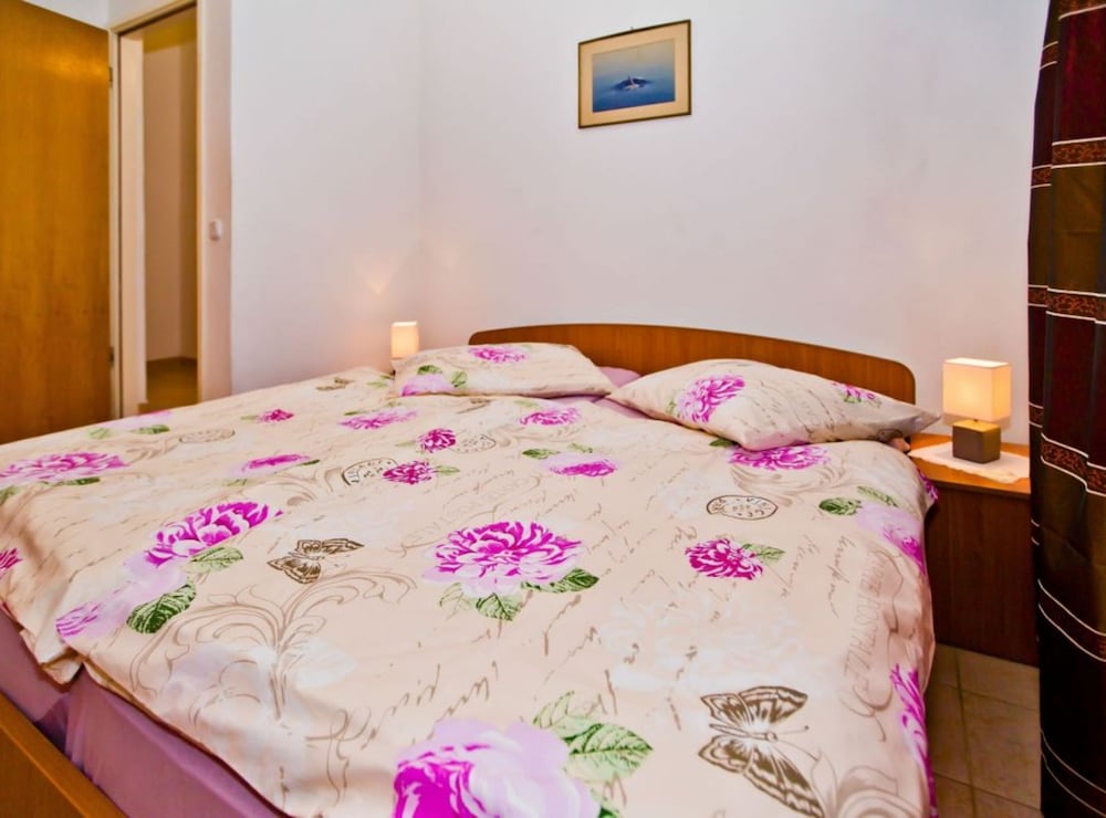 Charming and Sunny Hvar Apartments
