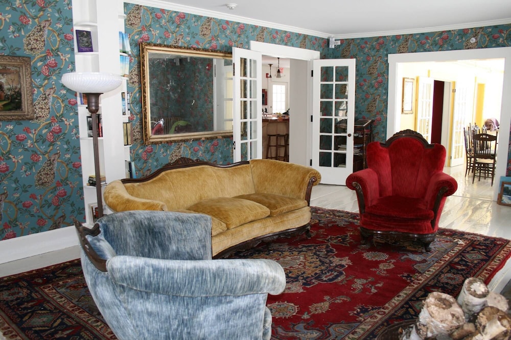 Photo 6