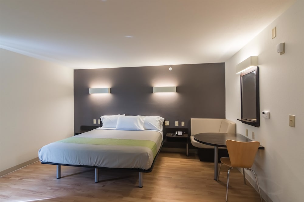 Days Inn & Suites by Wyndham Colorado City/I-20