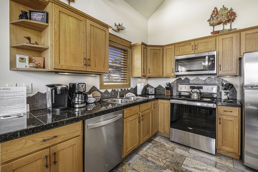 Estes Park Vacation Lodging