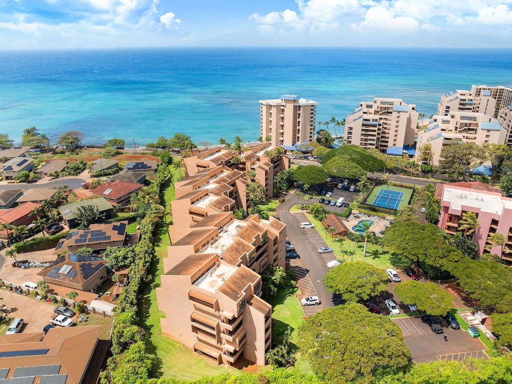 Kahana Villa E609 in Lahaina