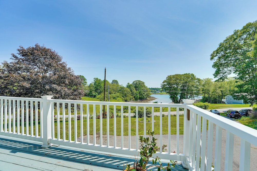 Boat & Kayak Nearby: Barters Island Home w/ Views