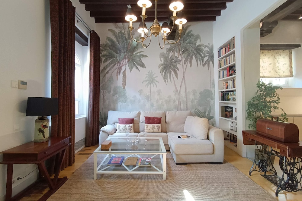 Exclusive House in Seville. Antonia Díaz