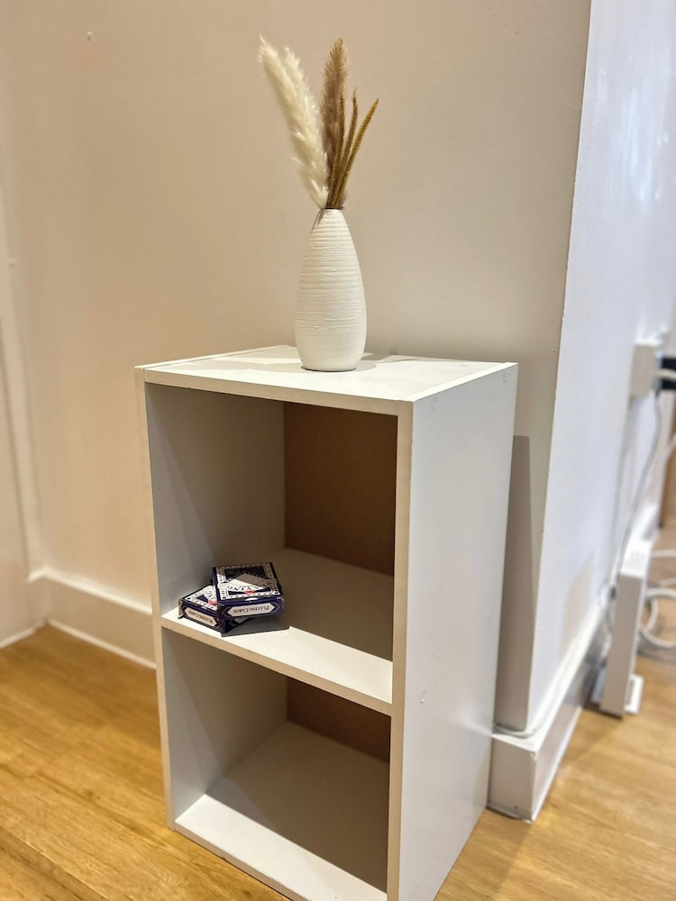 City Apartment-gym-terrace-games Room-free Parking