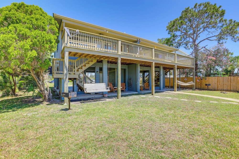 Waterfront Duplex w/ Dock & Views: Near Town!