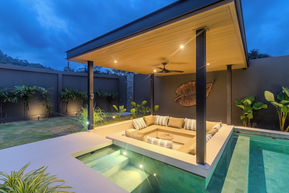 3BR Super Modern Pool Villa V263