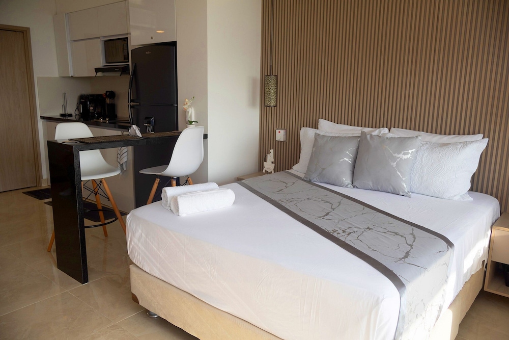 Condominio exclusivo nuevo frente al mar