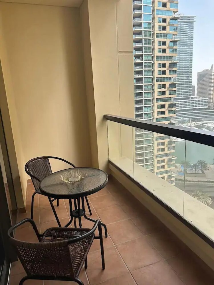 2BR Luxury Apartment Marina View