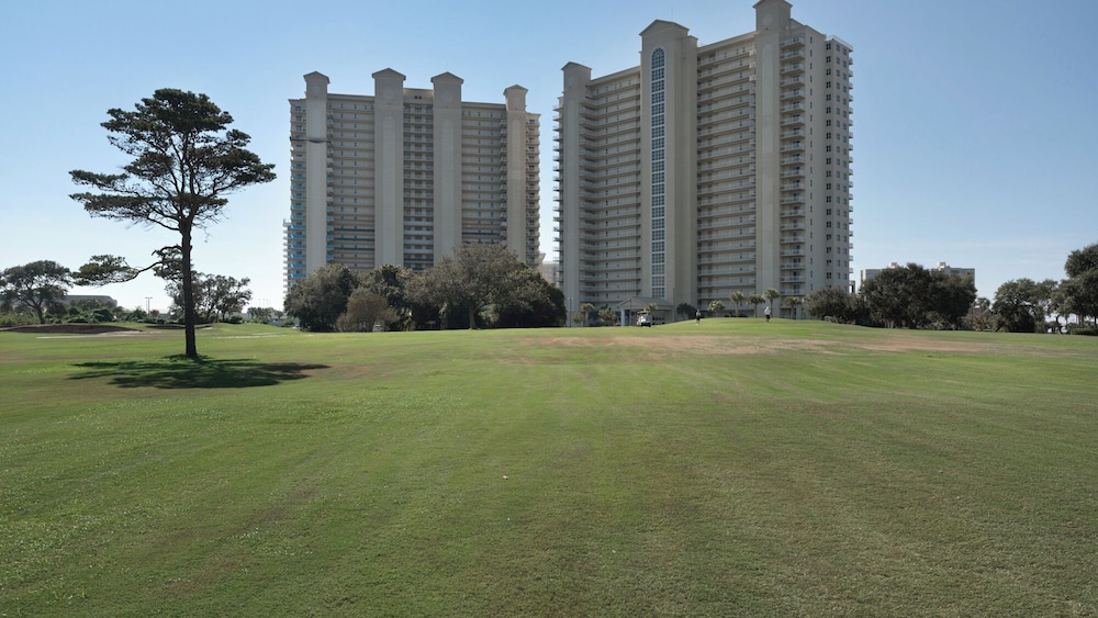 Prime Gulf View Condo Near top Attractions, Dining, & Beach Fun!