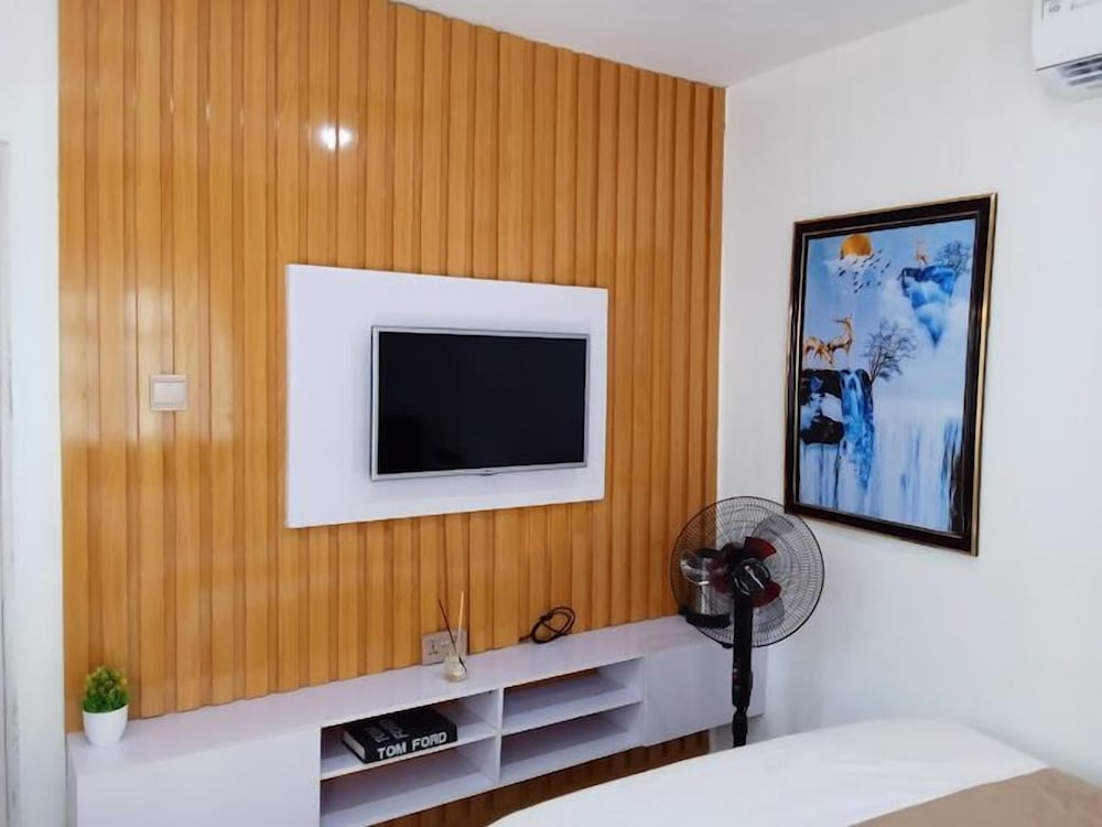 PrimeAxis Apartment
