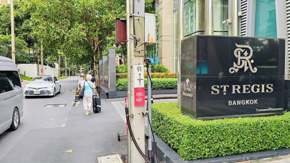 168 Rajdamri Apartment Near Central World