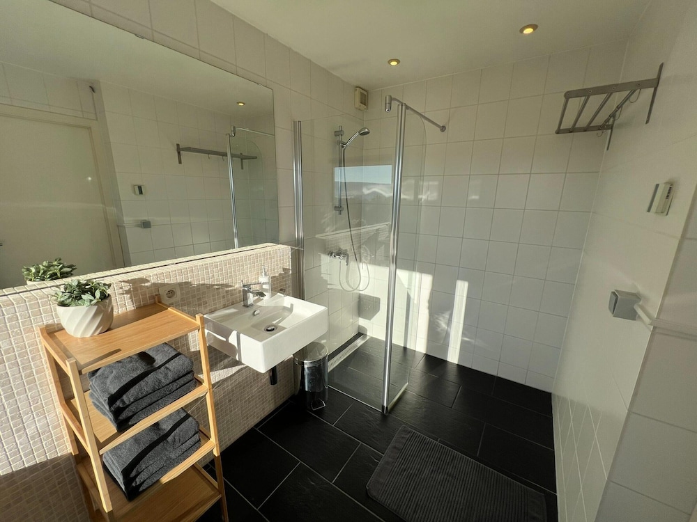 Spacious Villa With Sauna