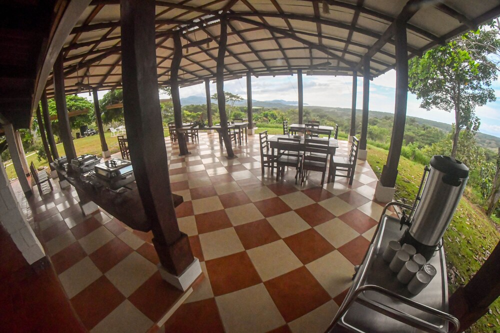 Tarcoles Birding Lodge